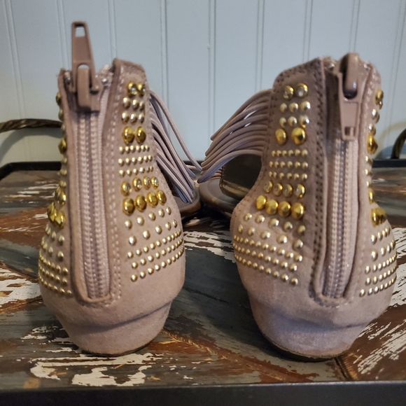 Rhinestoned Beige Sandals T Strap Zip Up Neutral Gold Silver US 8.5 - Picture 3 of 11